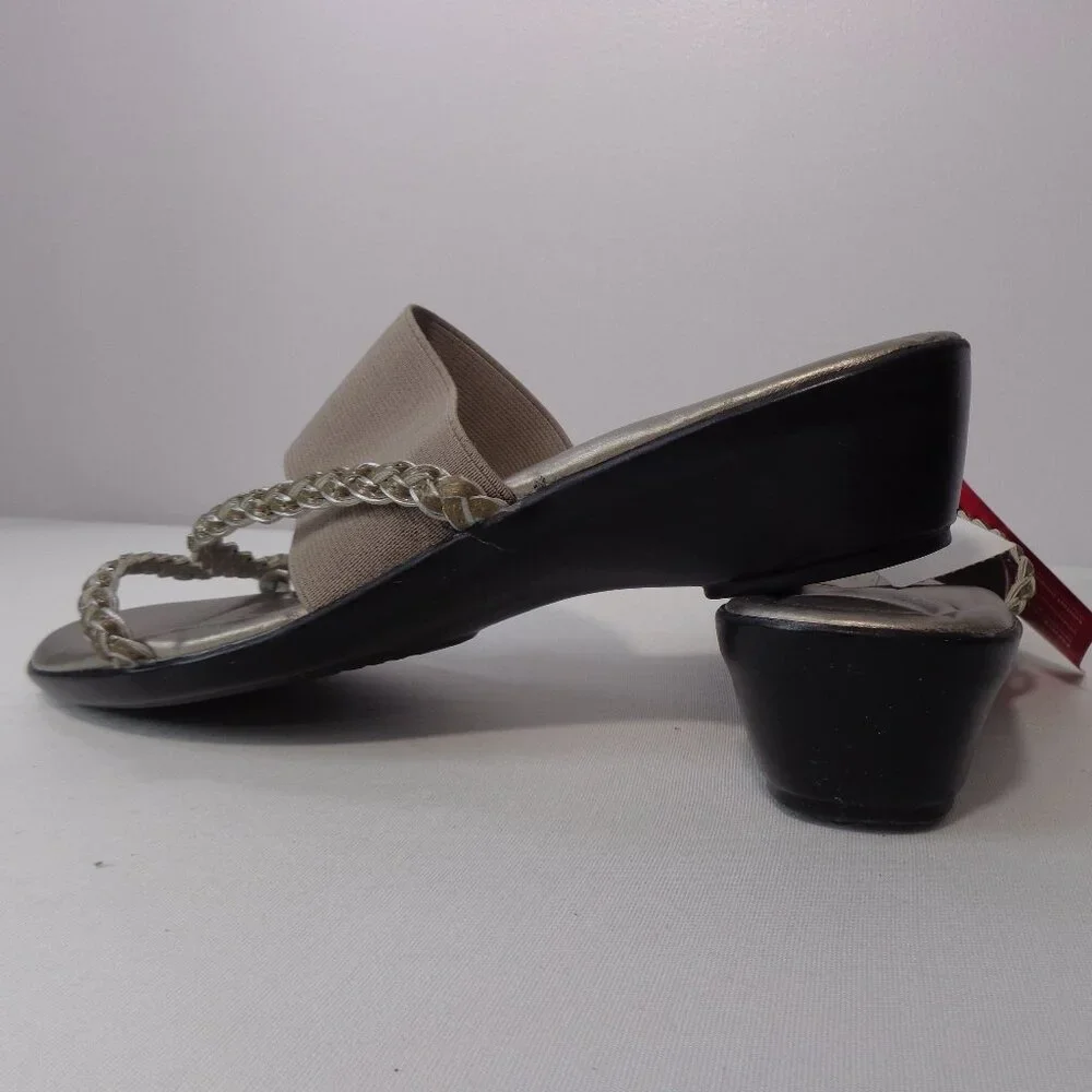 DEXFLEX By DEXTER Slip On Braid Elastic Straps Low Wedge Sandals Women's Size 8W